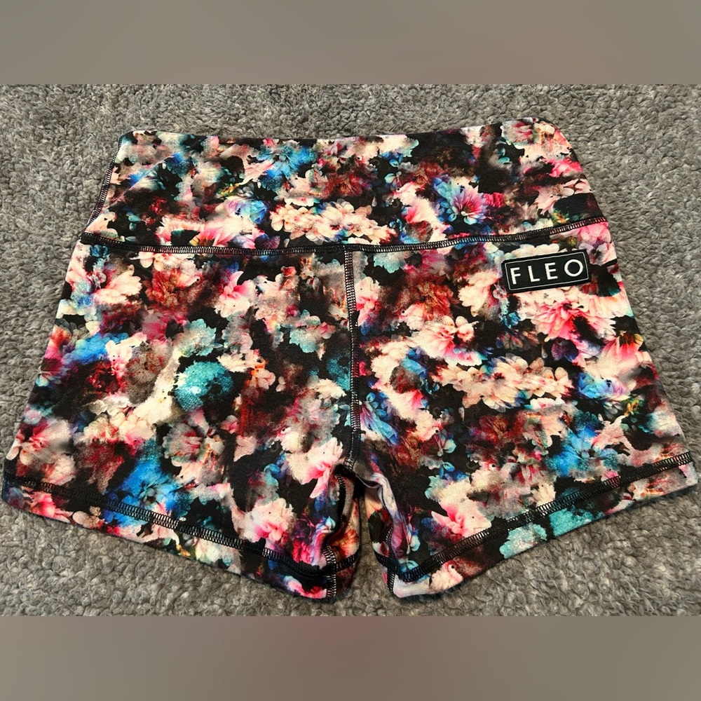 FLEO Dark Floral Power High-Rise Shorts